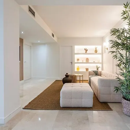 Apartment Modern Flat In Marbella, 2br, Pool & Parking *
