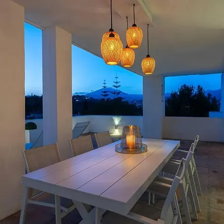 Modern Flat In Marbella, 2br, Pool & Parking *