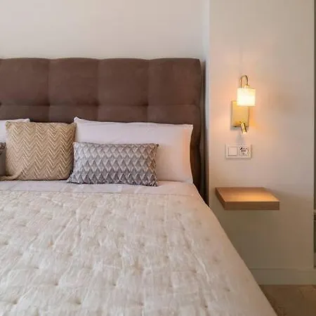 Modern Flat In Marbella, 2br, Pool & Parking Marbella