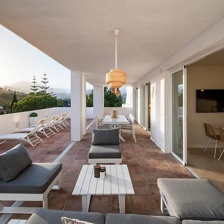 Apartment Modern Flat In Marbella, 2br, Pool & Parking