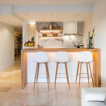 Modern Flat In Marbella, 2br, Pool & Parking Apartment Marbella