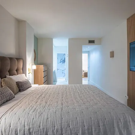 Apartment Modern Flat In Marbella, 2br, Pool&parking *